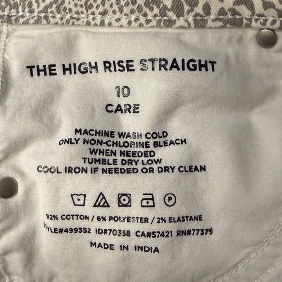 Ann Taylor Straight Leg Pants in Gray Snake Print - Picture 6 of 6